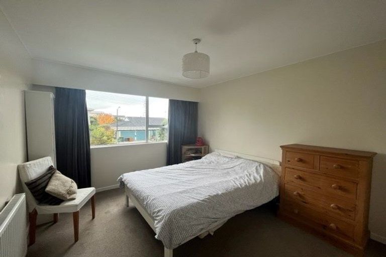Photo of property in 14 Ardal Grove, Tirohanga, Lower Hutt, 5010