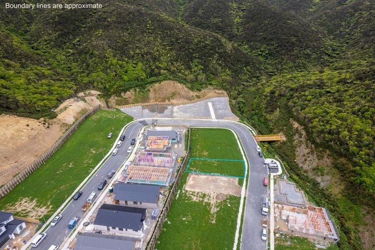 Photo of property in 127 Silverstream Road, Crofton Downs, Wellington, 6035