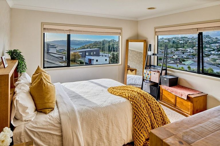 Photo of property in 9 Milford Street, Aotea, Porirua, 5024