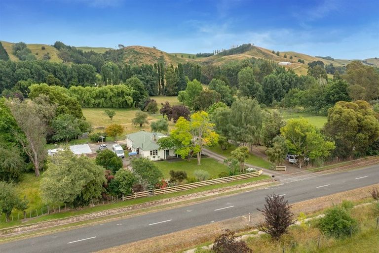 Photo of property in 1785 Martinborough Masterton Road, Longbush, Masterton, 5884