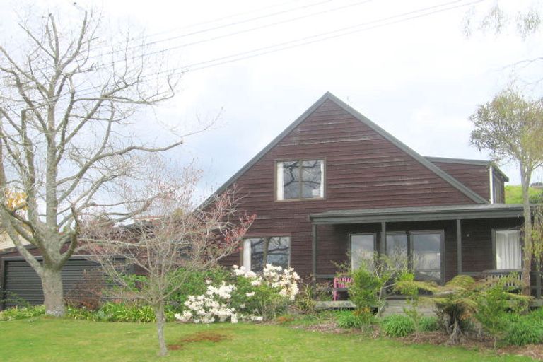 Photo of property in 28 Kerswell Terrace, Tihiotonga, Rotorua, 3015