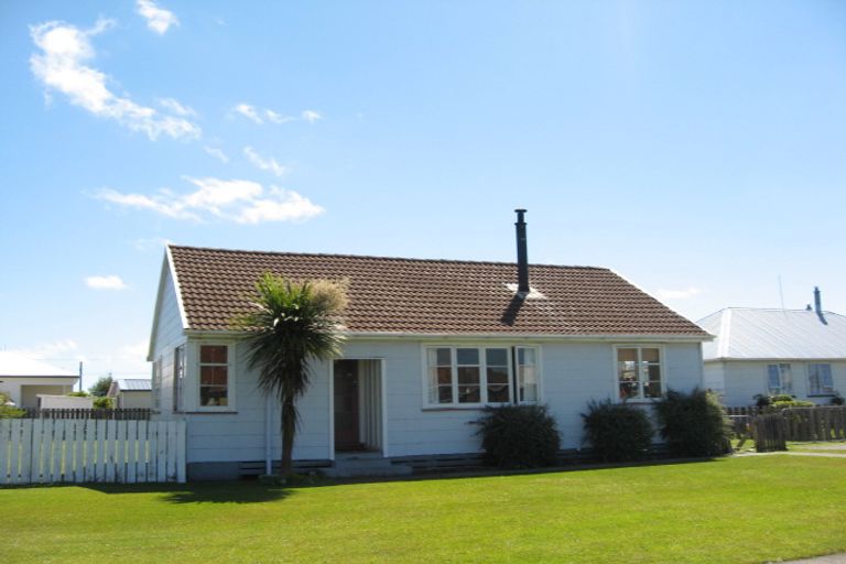 Photo of property in 3 Scanlon Place, Westport, 7825