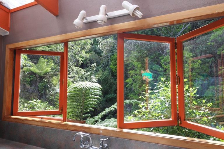 Photo of property in 408 Thames Coast Sh25 Road, Te Puru, Thames, 3575