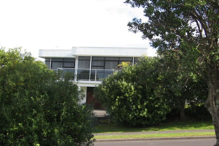 Photo of property in 5 Savoy Road, Orewa, 0931