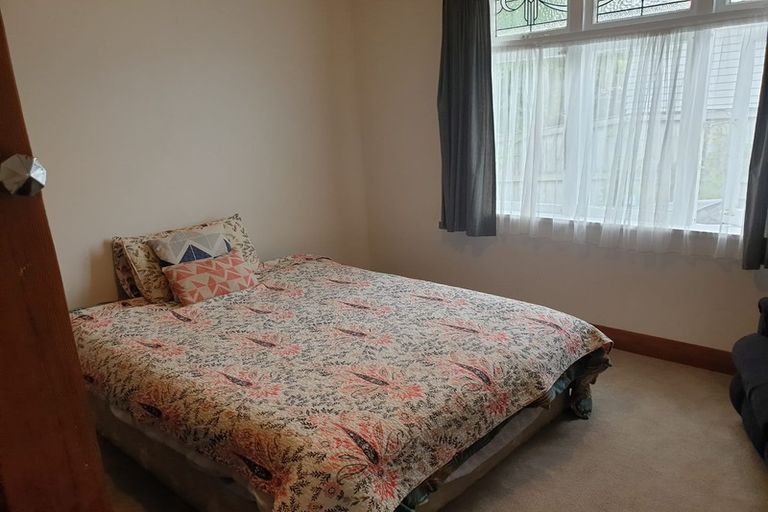 Photo of property in 46 Cambridge Terrace, Waiwhetu, Lower Hutt, 5010