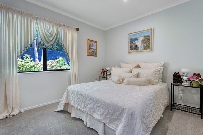 Photo of property in 49 Kristin Lane, Albany, Auckland, 0632