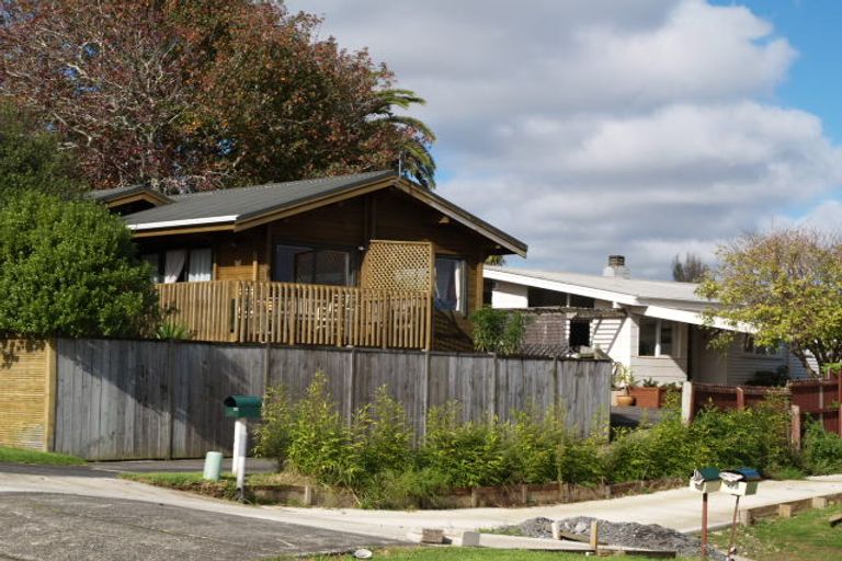 Photo of property in 2/40 Drake Street, Howick, Auckland, 2014