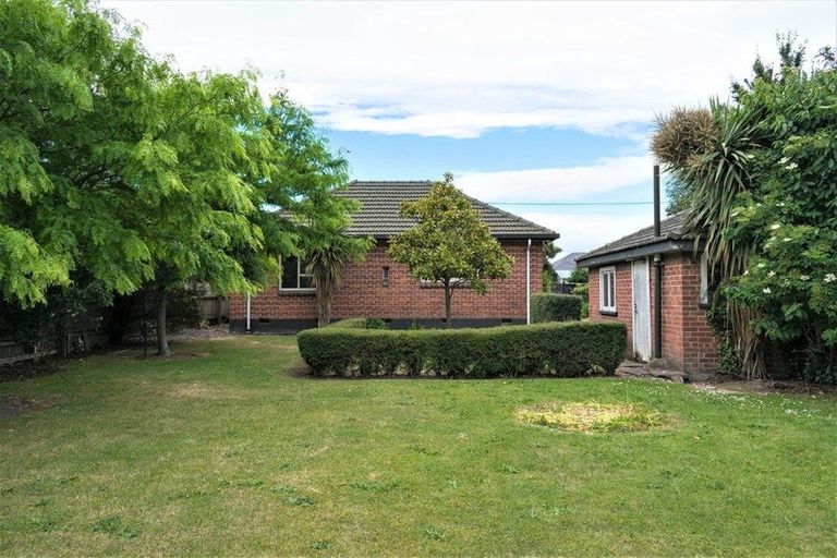 Photo of property in 220 Greers Road, Bryndwr, Christchurch, 8053