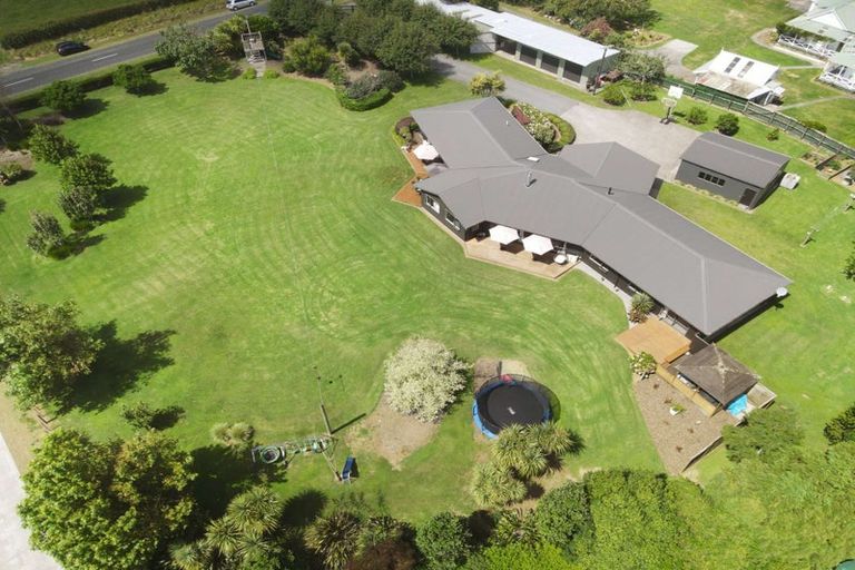 Photo of property in 126 Wortley Road, Lepperton, New Plymouth, 4373