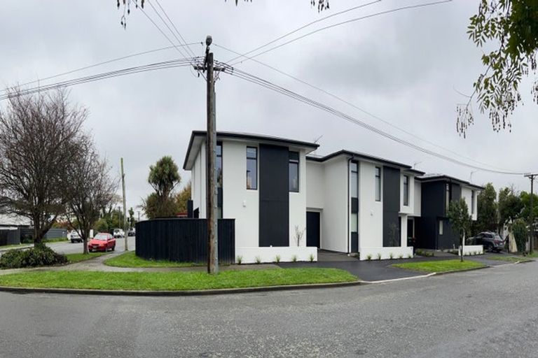 Photo of property in 17 Kinloch Street, St Albans, Christchurch, 8014