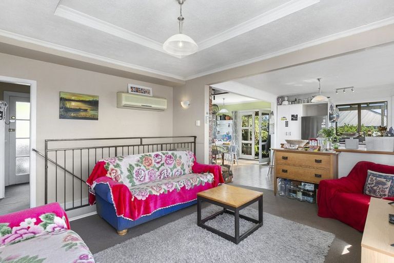 Photo of property in 84 Moana Crescent, Musselburgh, Dunedin, 9013