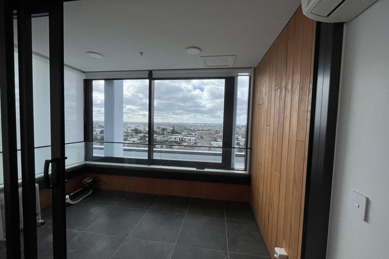 Photo of property in 1103/1 Buscomb Avenue, Henderson, Auckland, 0610