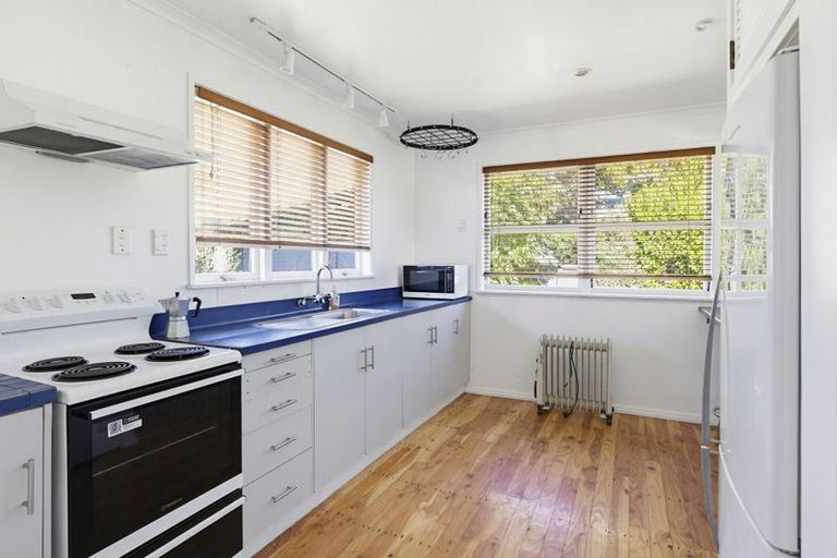 Photo of property in 17 Alastair Avenue, Owhata, Rotorua, 3010