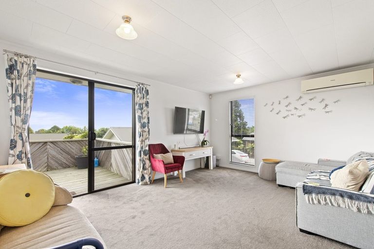 Photo of property in 16 Bronte Place, Owhata, Rotorua, 3010