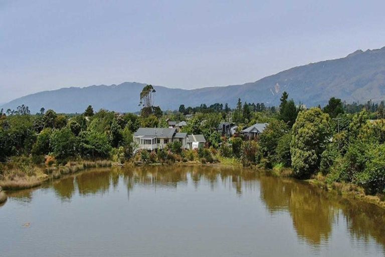 Photo of property in 71 Snodgrass Road, Westport, 7892