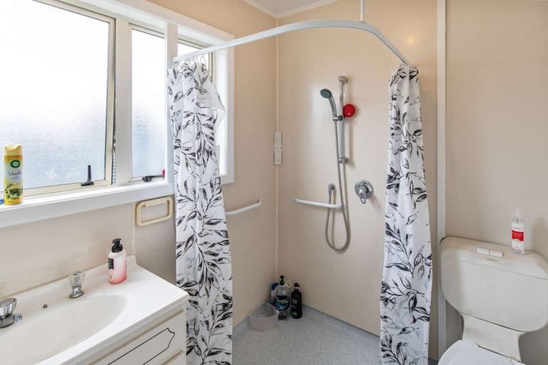 Photo of property in 26-28 Matipo Street, Castlecliff, Whanganui, 4501