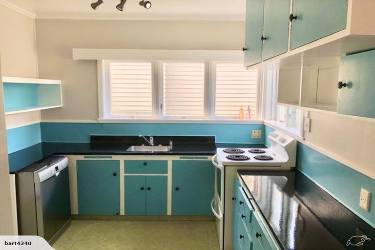 Photo of property in 1/40 Nile Road, Milford, Auckland, 0620