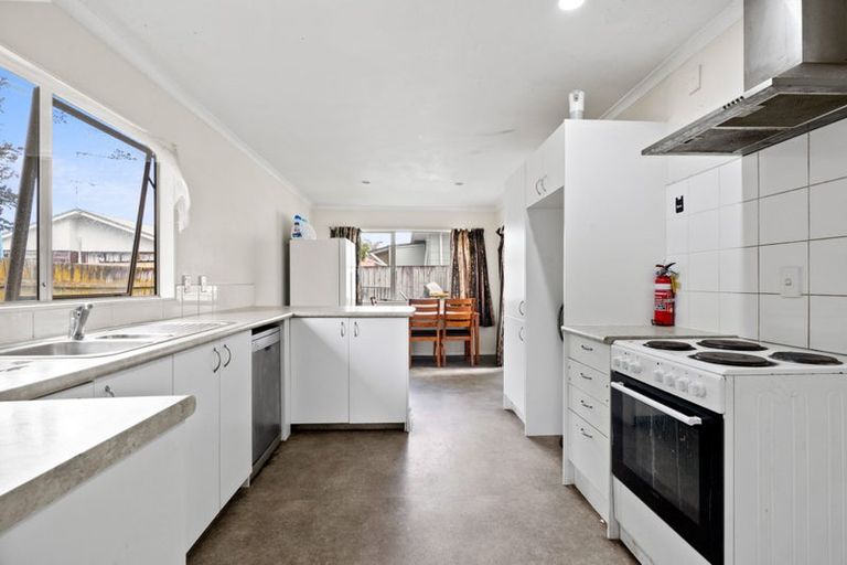 Photo of property in 28a Cargill Street, Papakura, 2110