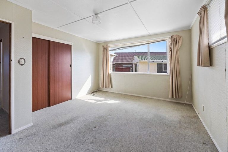 Photo of property in 27 Davidson Street, Hawera, 4610