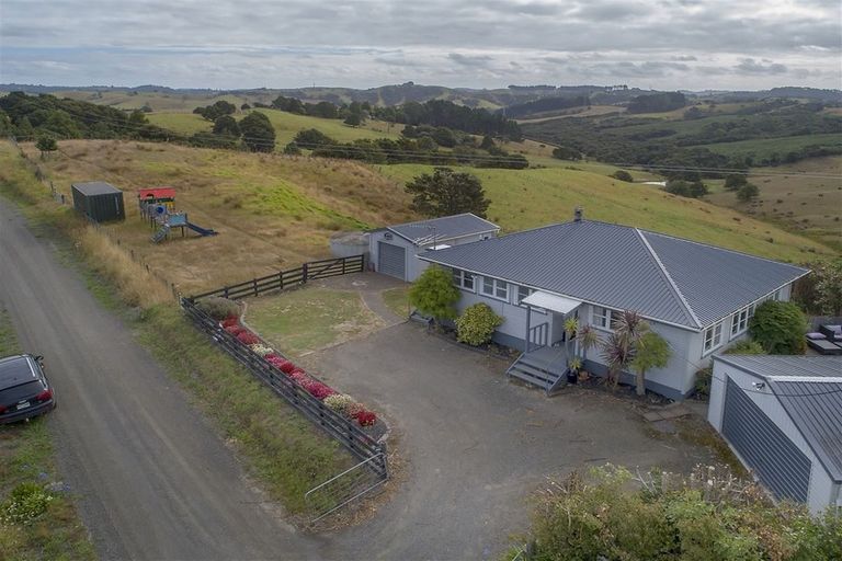 Photo of property in 290 Shanks Road, Helensville, 0875