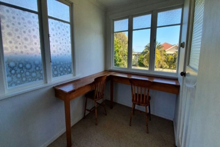 Photo of property in 11 Maxwell Avenue, Durie Hill, Whanganui, 4500