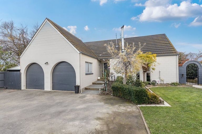 Photo of property in 10 Geddis Street, Rangiora, 7400