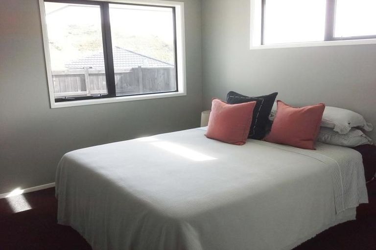 Photo of property in 50 Magnolia Drive, Westown, New Plymouth, 4310