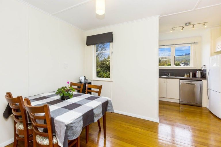 Photo of property in 6 Tui Grove, Elderslea, Upper Hutt, 5018