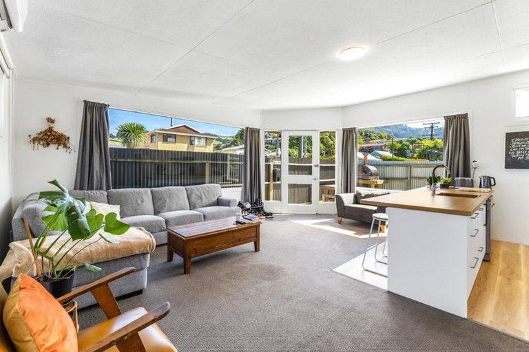 Photo of property in 10 Hall Road, Sawyers Bay, Port Chalmers, 9023