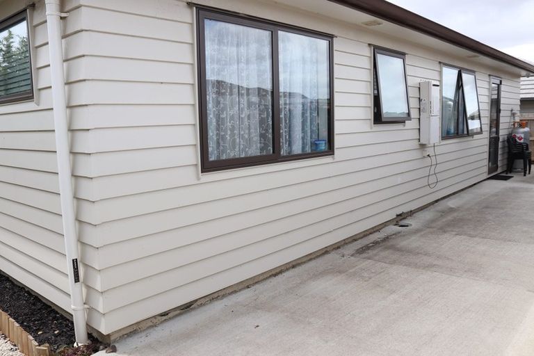 Photo of property in 57 Tawhiti Road, Pukekohe, 2120