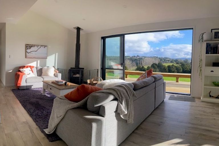 Photo of property in 1725c Ruapekapeka Road, Kawakawa, 0210