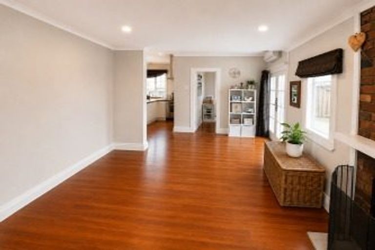 Photo of property in 1/91 Mandeville Street, Riccarton, Christchurch, 8011