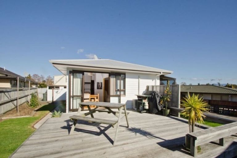 Photo of property in 204 Ngatai Road, Otumoetai, Tauranga, 3110
