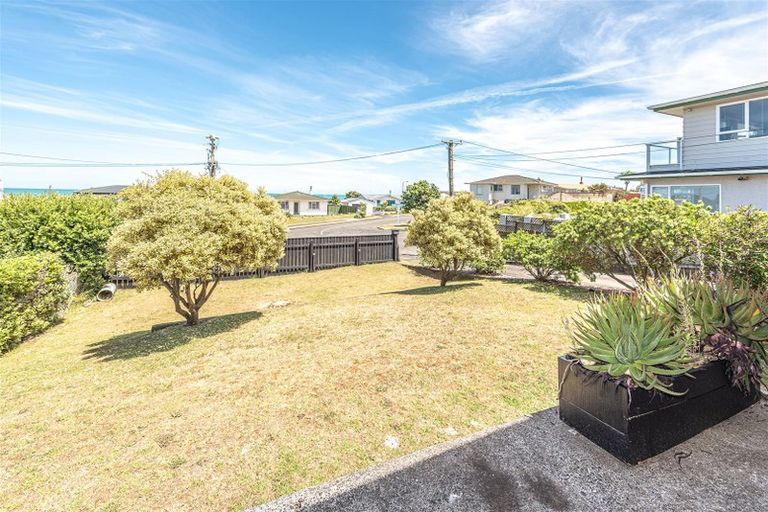 Photo of property in 178 Karaka Street, Castlecliff, Whanganui, 4501