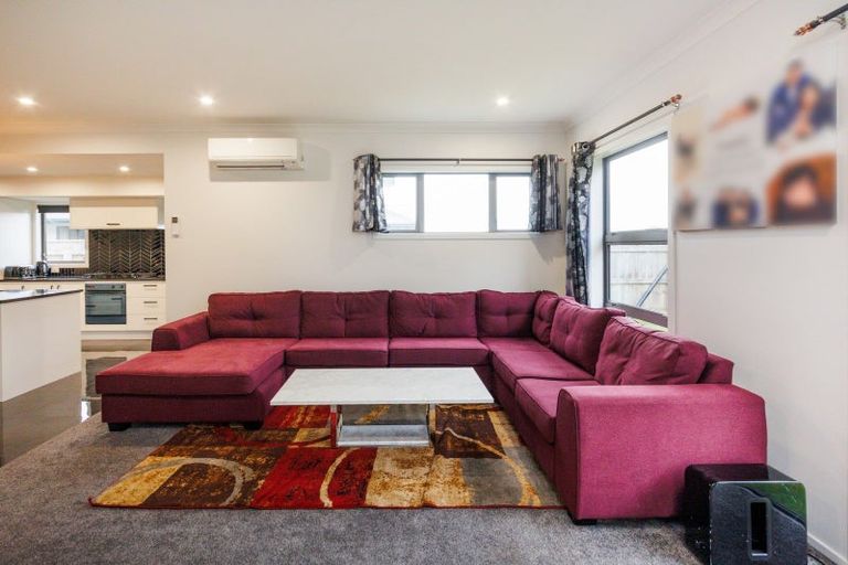 Photo of property in 12 Ivy Lane, Kelvin Grove, Palmerston North, 4414