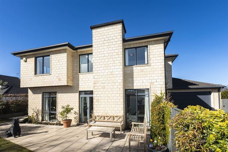 Photo of property in 5 Elmwood Road, Strowan, Christchurch, 8052