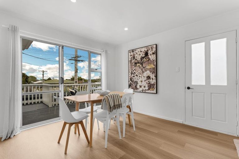 Photo of property in 1/41 Strid Road, Te Atatu South, Auckland, 0610