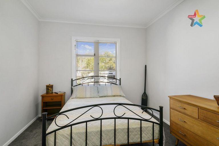 Photo of property in 1 Kopara Grove, Stokes Valley, Lower Hutt, 5019