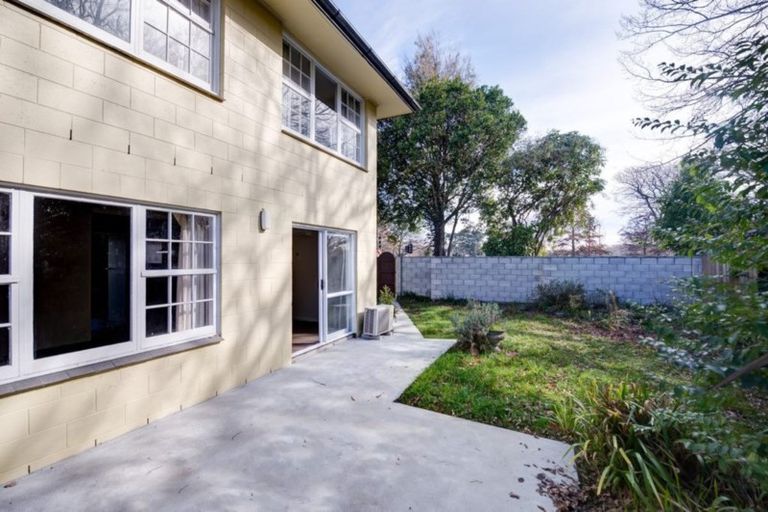 Photo of property in 42 Park Terrace, Corsair Bay, Lyttelton, 8082