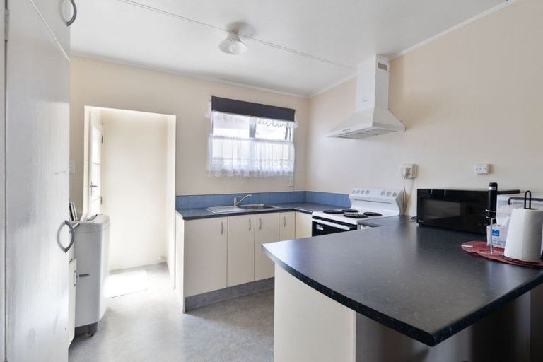 Photo of property in 2/60 Harrison Street, Whanganui, 4500