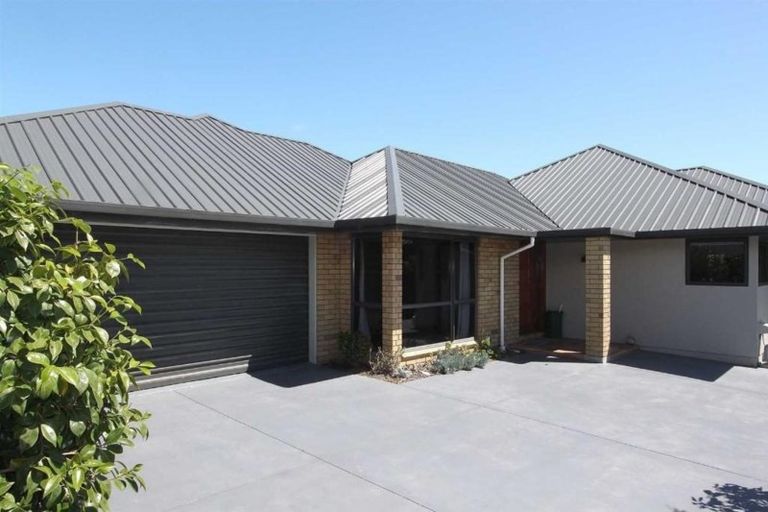 Photo of property in 29 Aston Drive, Waimairi Beach, Christchurch, 8083