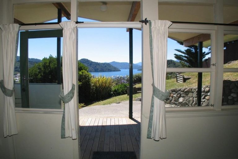 Photo of property in 31 Otago Street, Picton, 7220