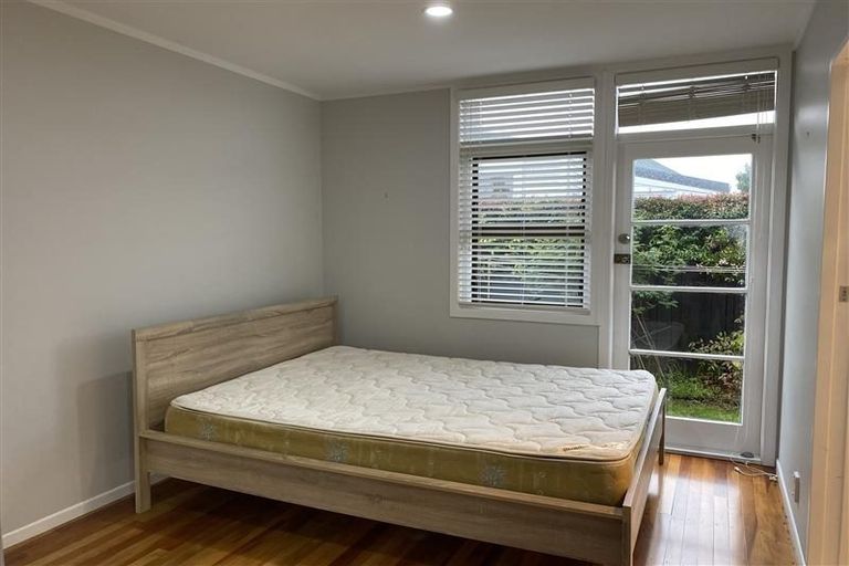 Photo of property in 4/32 Brixton Road, Mount Eden, Auckland, 1024