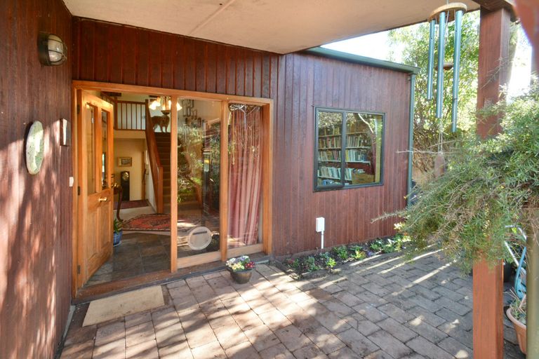 Photo of property in 15 Mclelland Street, Macandrew Bay, Dunedin, 9014