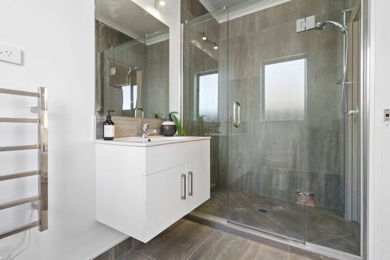 Photo of property in 8 Hehan Close, Cambridge, 3434