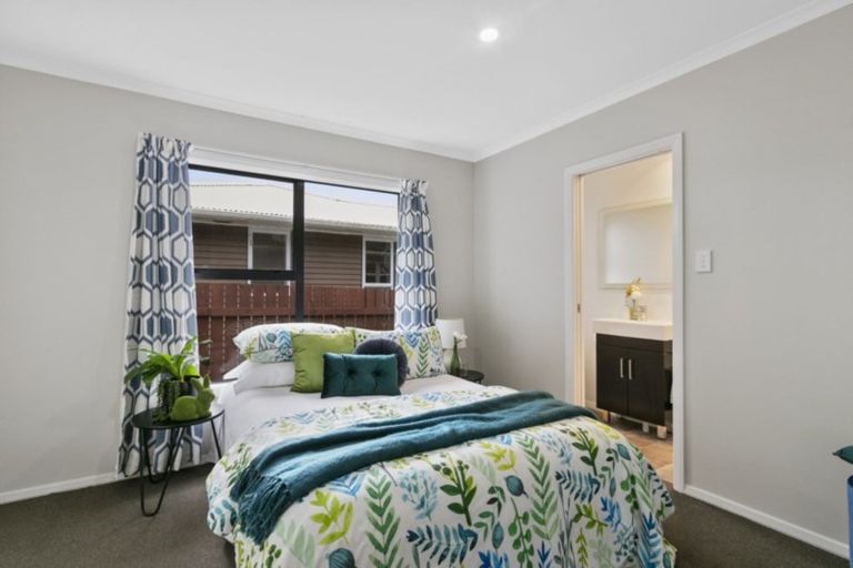 Photo of property in 22 Sunny Grove, Wainuiomata, Lower Hutt, 5014