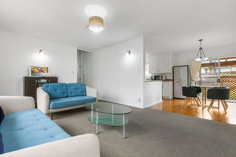Photo of property in 1/8 Beldon Place, Pakuranga Heights, Auckland, 2010
