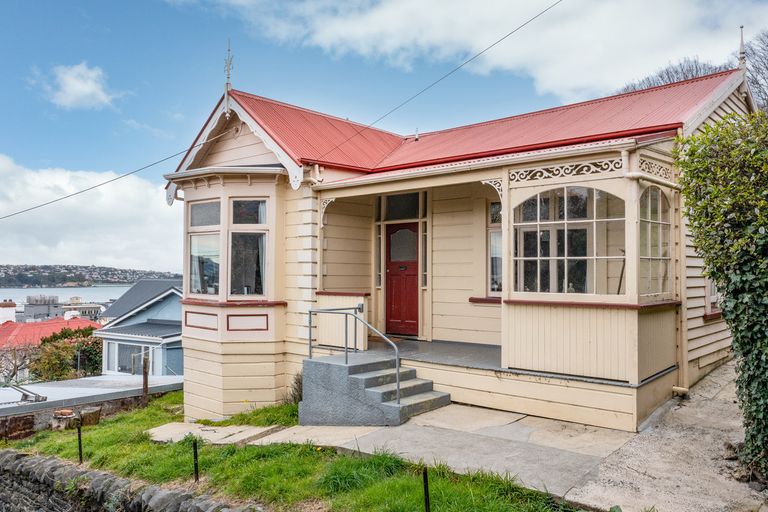 Photo of property in 3 Bishops Road, Dunedin Central, Dunedin, 9016