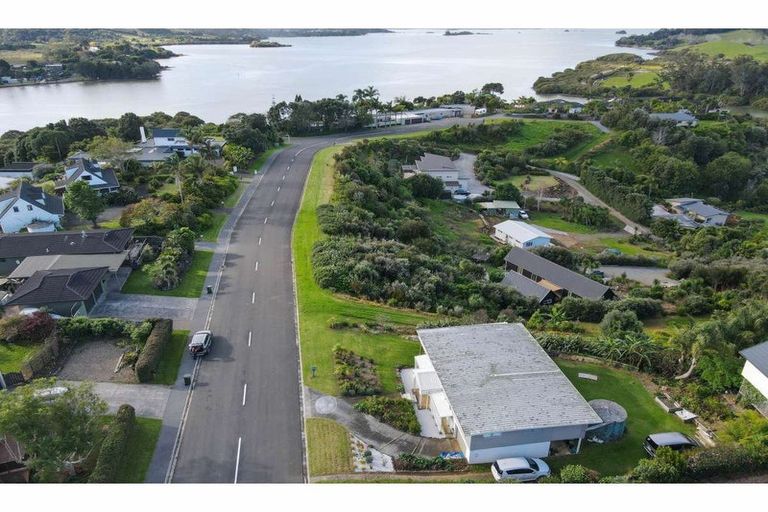 Photo of property in 75 Reinga Road, Kerikeri, 0230