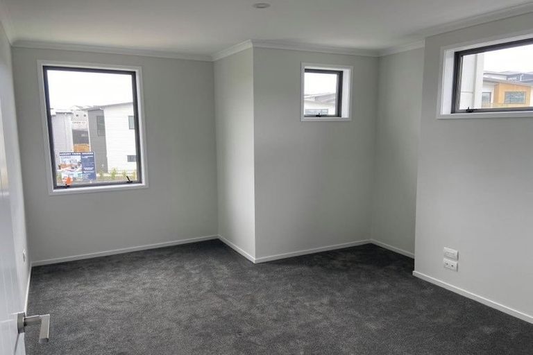 Photo of property in 131 Glenvar Ridge Road, Long Bay, Auckland, 0630